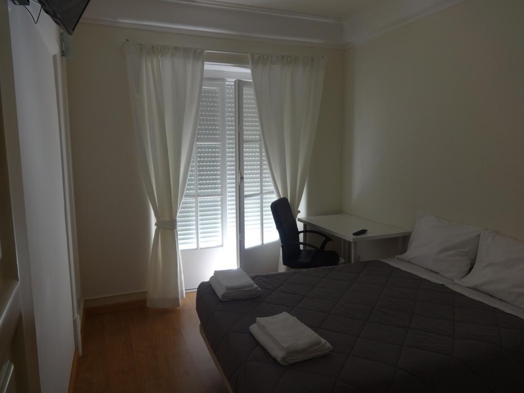 Residence Metro-Alameda Lisbon Room photo